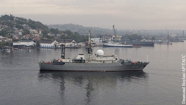 Разведывательный корабль ВМФ России "Виктор Леонов"