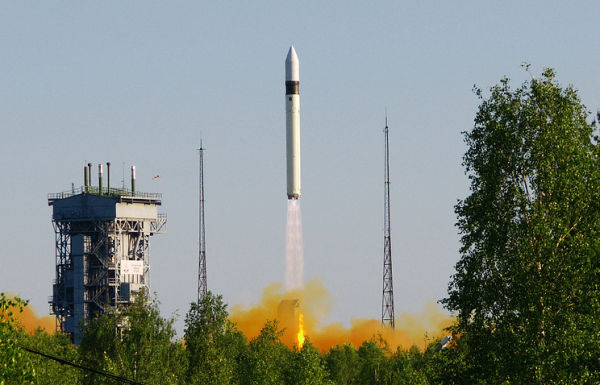 Старт ракеты-носителя "Рокот" с космодрома Плесецк