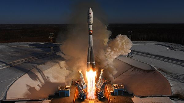 Старт ракеты-носителя "Союз-2.1а"