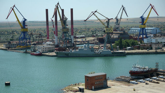 Судостроительный завод "Залив" в Керчи
