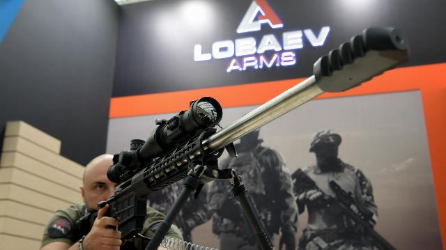 Сверхдальнобойная винтовка DXL-4M "Севастополь" на стенде Lobaev Arms