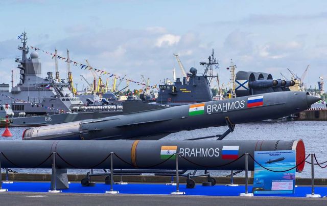 Сверхзвуковая противокорабельная ракета BrahMos