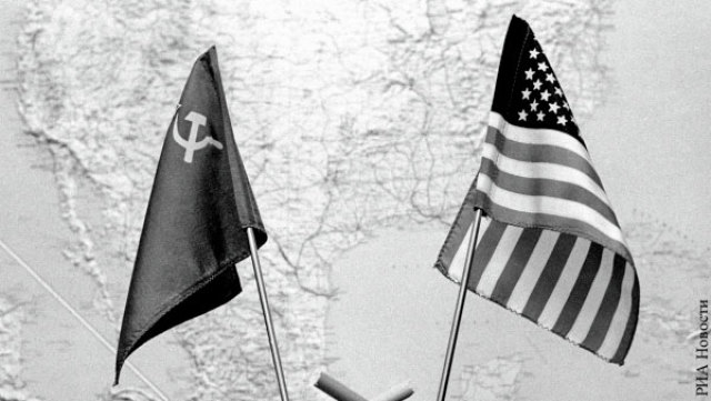 Своим вмешательством во внутренние дела других стран США повторяют ошибки СССР