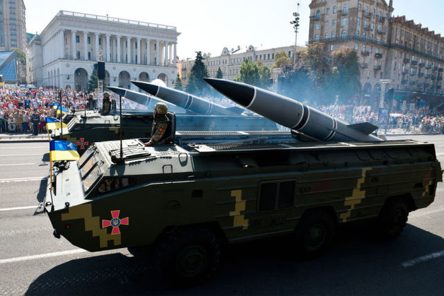 Тактические ракетные комплексы "Точка-У" на военном параде в Киеве по случаю Дня независимости Украины, 2018 год