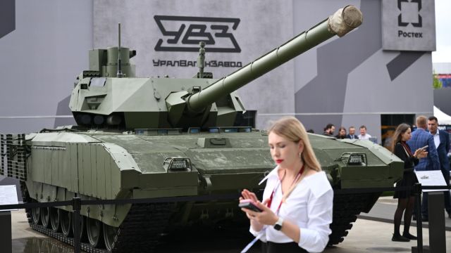 Танк Т-14 "Армата" на Международном военно-техническом форуме "АРМИЯ-2023"