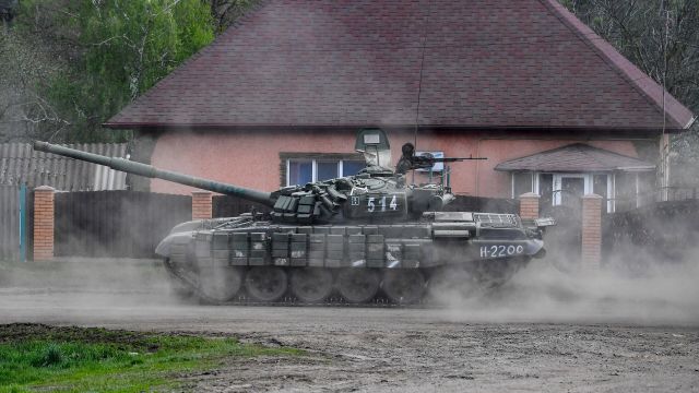 Танк Т-80 ВС РФ на Харьковском направлении