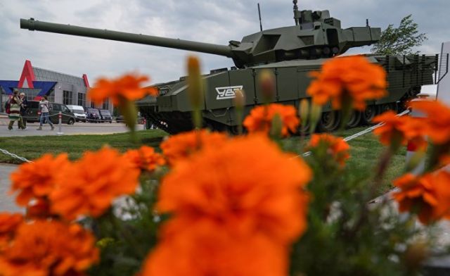Танк Т-14 "Армата" на военно-техническом форуме "Армия-2018"