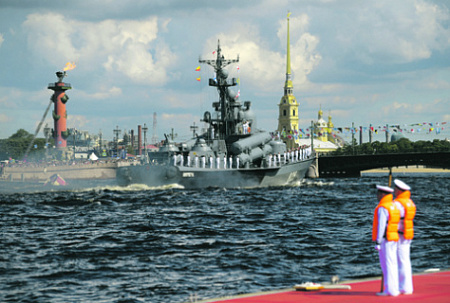 Только в ближайшее время флот страны пополнится более чем 40 боевыми и гражданскими единицами. Фото Reuters