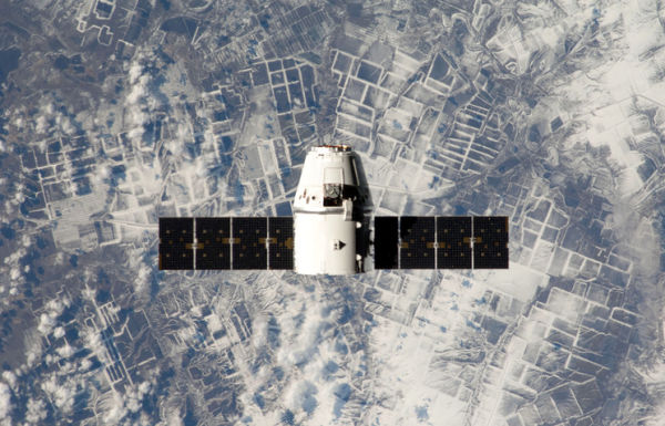 Транспортный космический корабль Dragon компании SpaceX