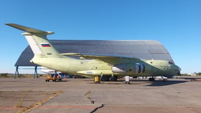 Третий построенный в 2022 году на АО "Авиастар-СП" (входит в Дивизион транспортной авиации АО "Объединенная авиастроительная корпорация" - ОАК) военно-транспортный самолет Ил-76МД-90А (заводской номер 0210, регистрационный номер 78665). Ульяновск, август 
