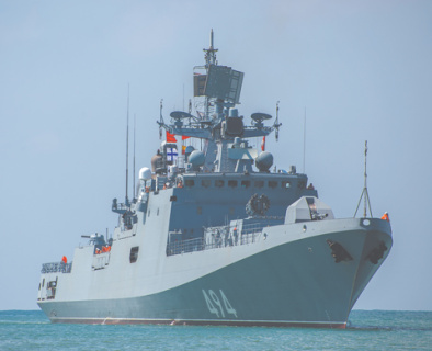Три фрегата проекта 11356 базируются в Севастополе, один из них в настоящее время выполняет задачи в Средиземноморье. Фото автора