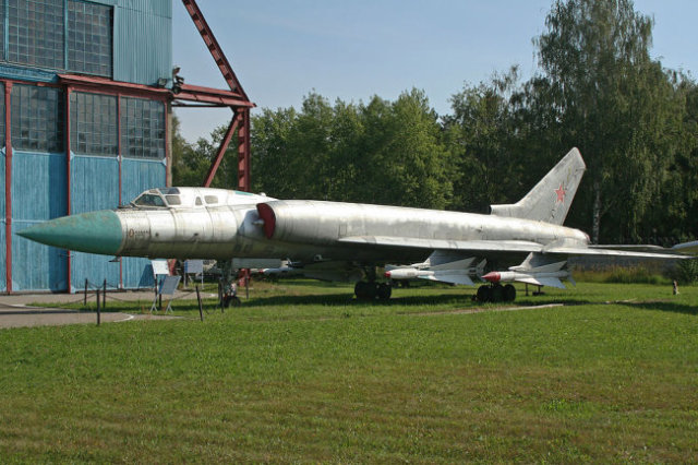Ту-128.