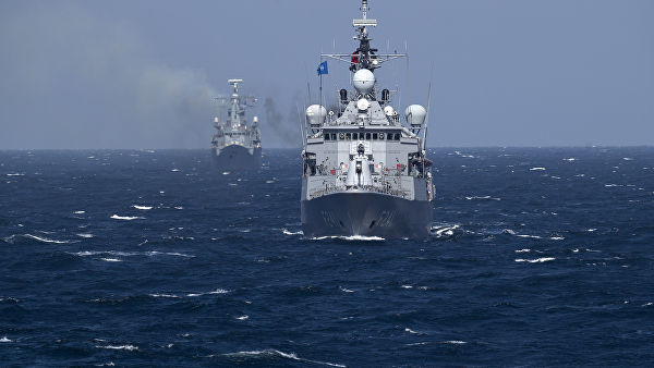 Турецкий военный корабль