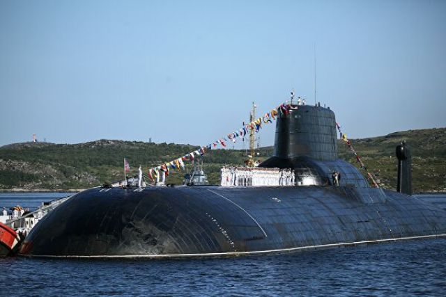 Тяжелый атомный ракетный подводный крейсер стратегического назначения проекта 941 "Акула" ТК-208 "Дмитрий Донской"