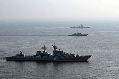 Учения российского, иранского и китайского флотов в Индийском океане открыли серию военно-морских маневров. Фото Reuters