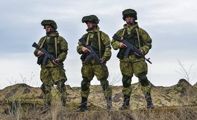 Учения ВДВ, ВКС и Черноморского флота начались в Крыму