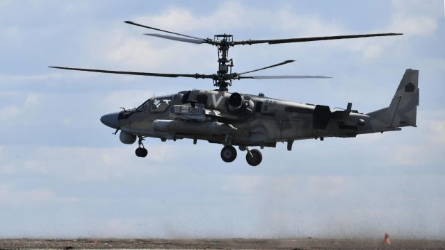 Ударный вертолет Ка-52 ВКС России, задействованный в специальной военной операции