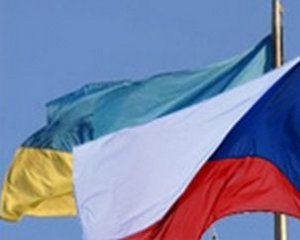 Флаги Чехии и Украины
