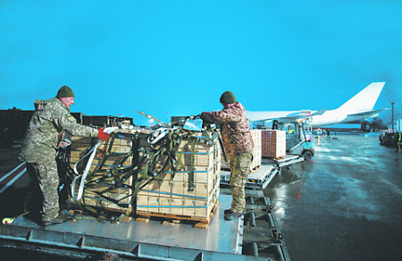 Украина получила более 650 тонн боеприпасов от США и НАТО. Фото Reuters