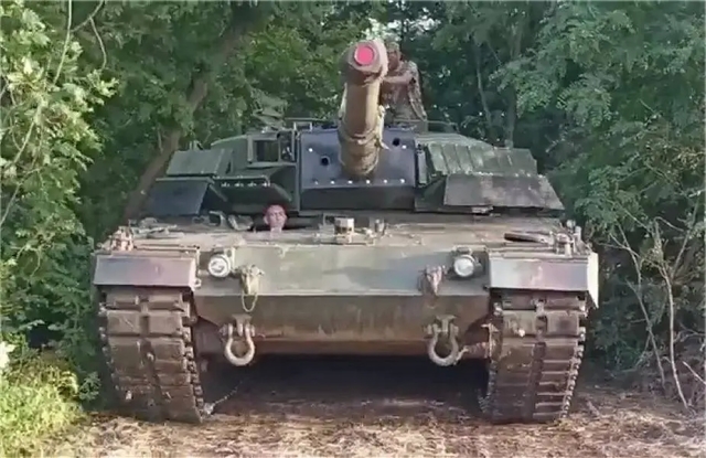 Украинский Leopard 2A4 с блоками динамической защиты «Контакт-1»