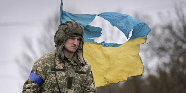 Украинский военнослужащий под Киевом