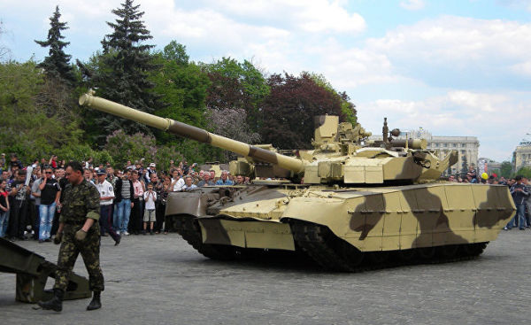 Украинский танк Т-84 "Оплот"