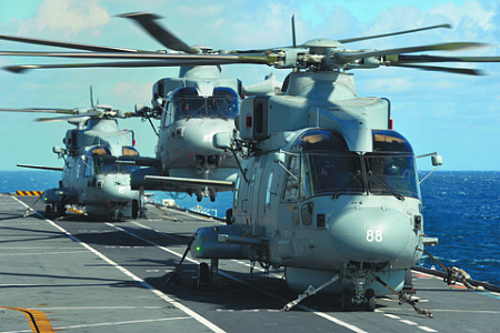 В настоящее время вертолетами дальнего радиолокационного обнаружения активно пользуются ВМС Великобритании. Фото с сайта www.defenceimagery.mod.uk