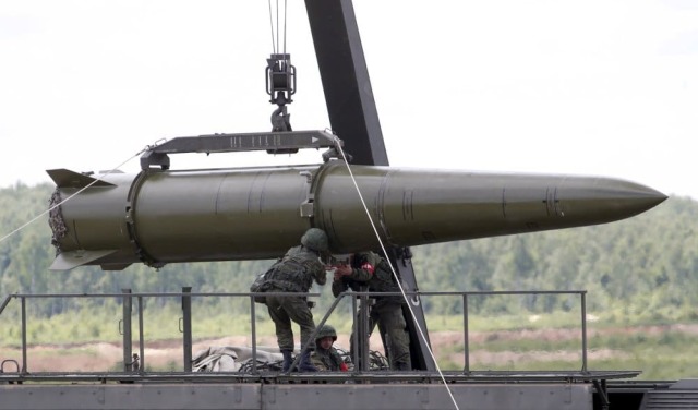В отличие от большинства российских ракет, внешний облик «Циркона» формально остается засекреченным