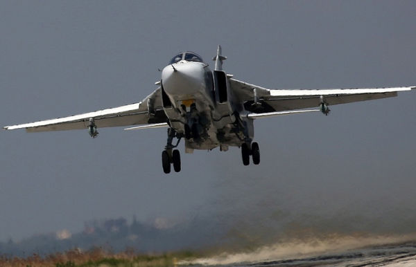 Российский фронтовой бомбардировщик Су-24М