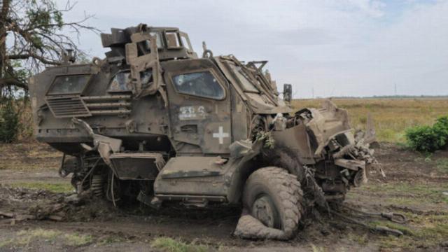 ВБМ М1224 MaxxPro International после наезда на мину