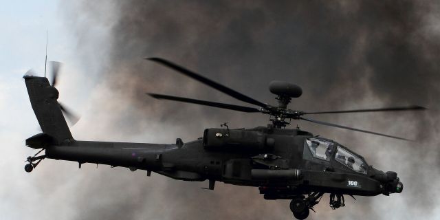 Вертолет AH-64D Apache