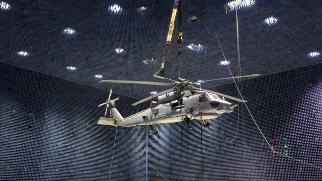 Вертолет MH-60