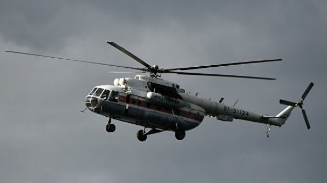 Вертолет Ми-8МБ МЧС РФ во время учений