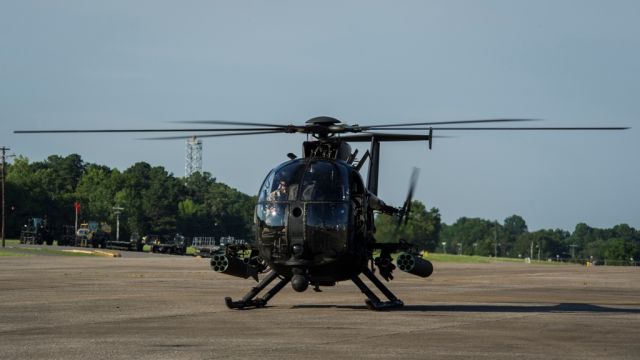 Вертолет A/MH-6