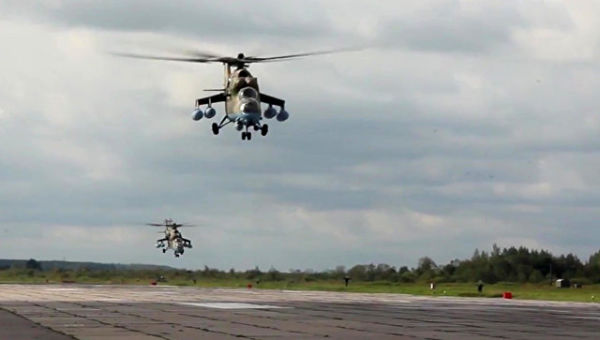 Вертолеты армейской авиации Западного военного округа. Архивное фото