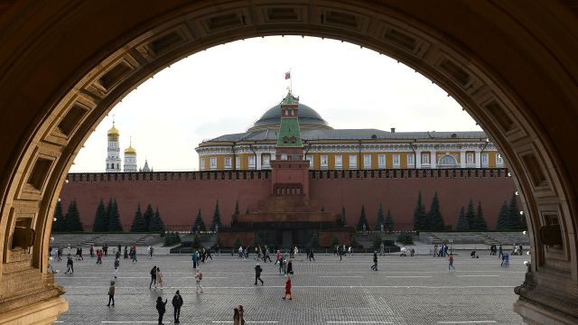 Вид на Красную площадь и Кремль в Москве