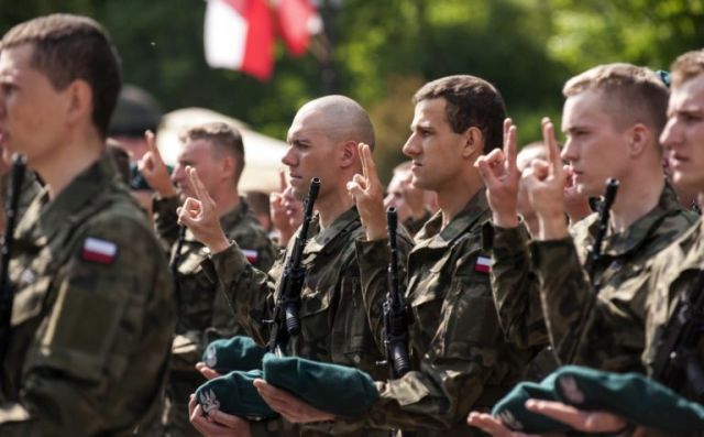 Военнослужащие ВС Польши