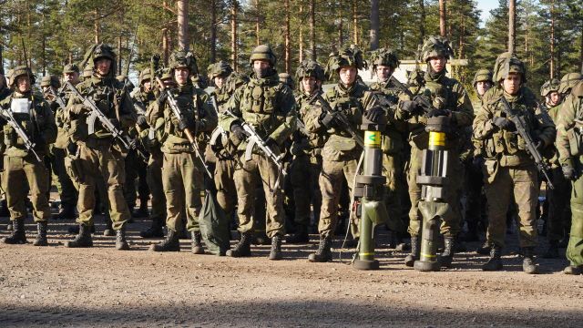 Военнослужащие армии Финляндии во время учений. Архивное фото
