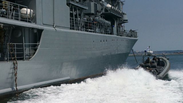 Военнослужащие армии Украины отрабатывают действия против захвата кораблей в Черном море