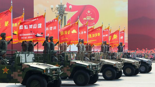 Военнослужащие КНР на военном параде, приуроченном к 70-летию образования Китая, в Пекине. 1 октября 2019