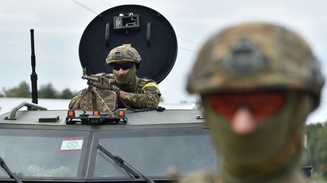 Военнослужащие Украины во время активной фазы совместных военных учений Украины и стран НАТО Rapid Trident