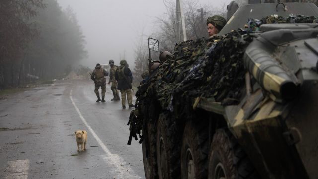 Военнослужащие ВСУ на окраинах Киева
