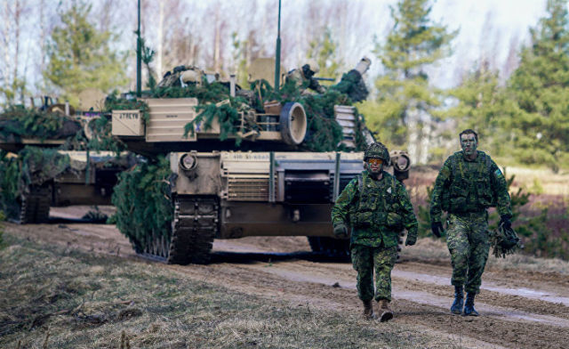 Военнослужащие Канады на военных учениях НАТО в Латвии