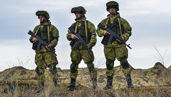 Военнослужащие вооруженных сил России в Крыму. Архивное фото