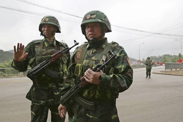 Военнослужащие ВС Вьетнама