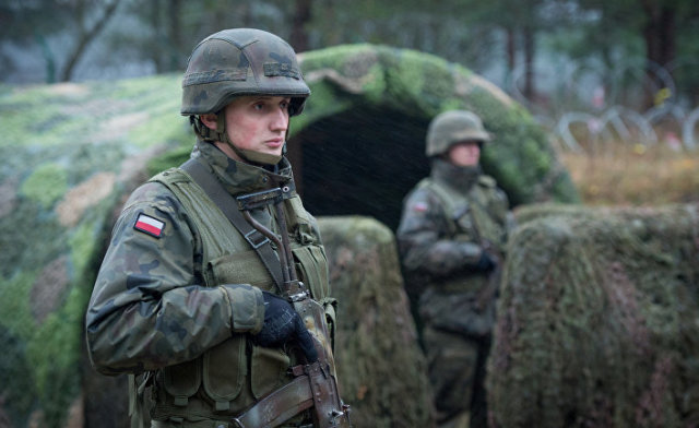 Военные учения на полигоне в Дравско-Поморске в Польше