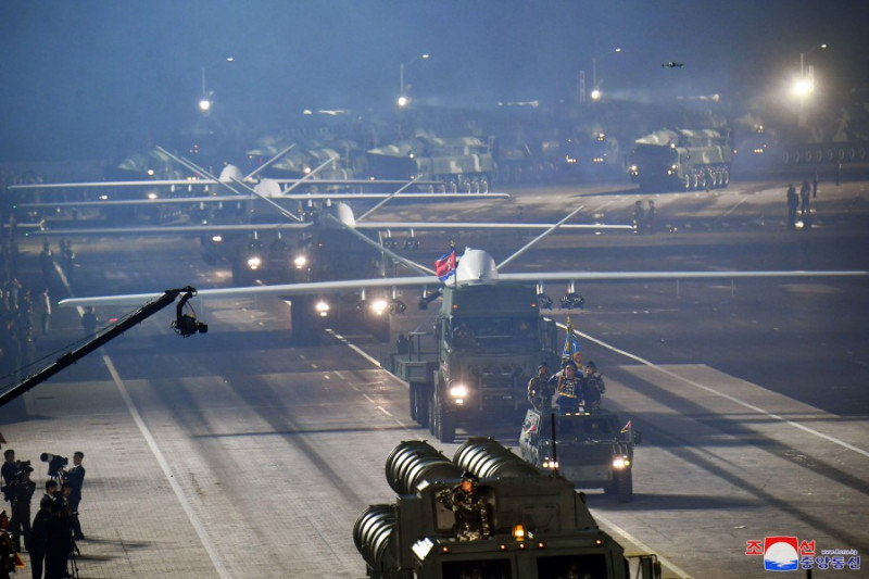 Military parade in Pyongyang to commemorate the 70th anniversary of ...