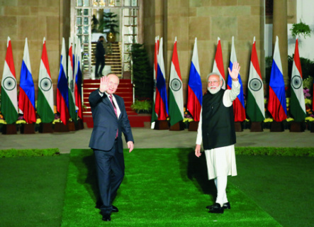 Встреча на высшем уровне в Индии подчеркнула важность стратегического взаимодействия Москвы и Нью-Дели. Президент Владимир Путин и премьер-министр Нарендра Моди. Фото Reuters