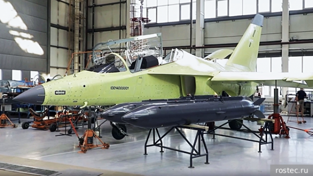 Зачем учебный Як-130 переделывают в боевой