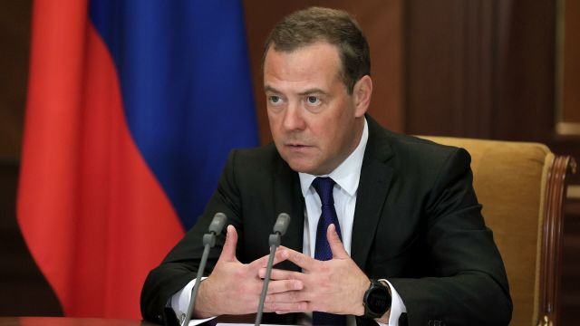 Заместитель председателя Совета безопасности РФ Дмитрий Медведев проводит в режиме видеоконференции заседание Межведомственной комиссии Совета безопасности РФ